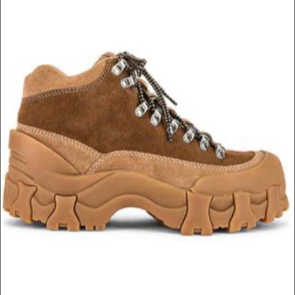 Jeffrey Campells snowstorm boot